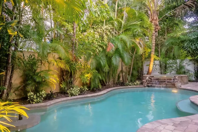 $2,690,000 | 4105 4th Avenue, Holmes Beach, FL 34217