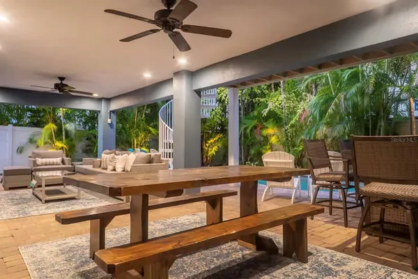 $2,690,000 | 4105 4th Avenue, Holmes Beach, FL 34217