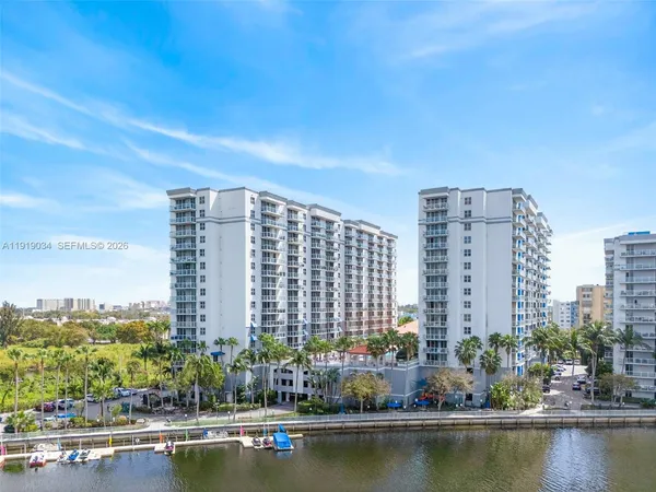 $2,350 | 5077 Northwest 7th Street, Unit 610, Miami, FL 33126