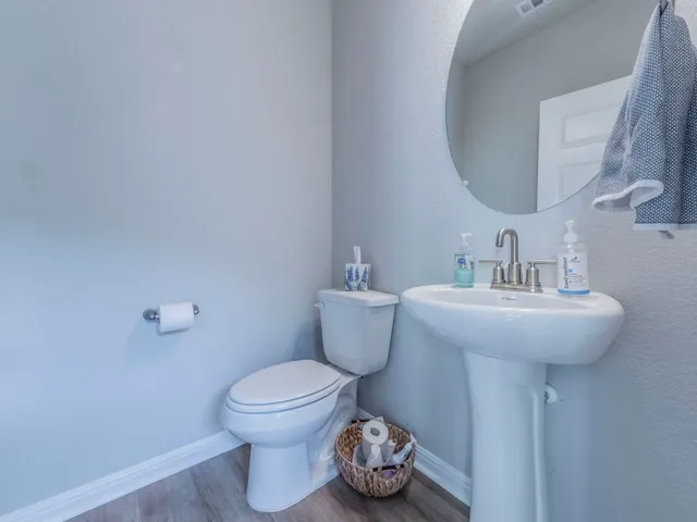 a view of backyard with cabin