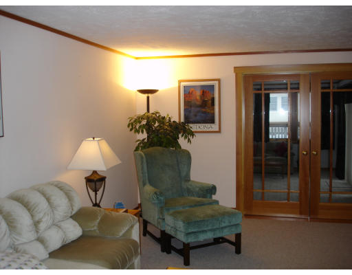 98 Fletcher Road Bedford, MA 01730 - Photo 2 of 5 Gallery Image 2