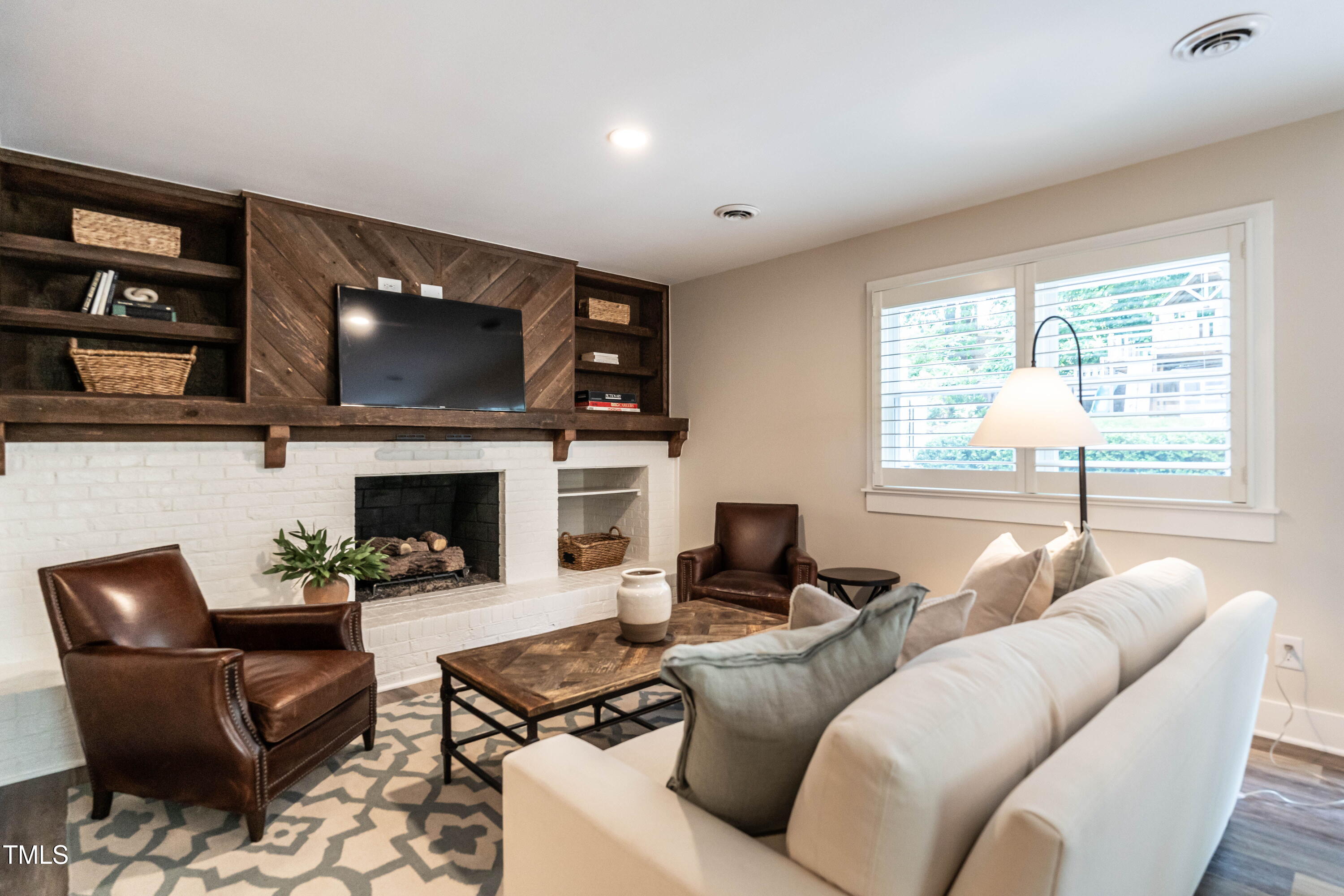 813 Faulkner Place Raleigh, NC 27609 - Photo 25 of 42 Family Room