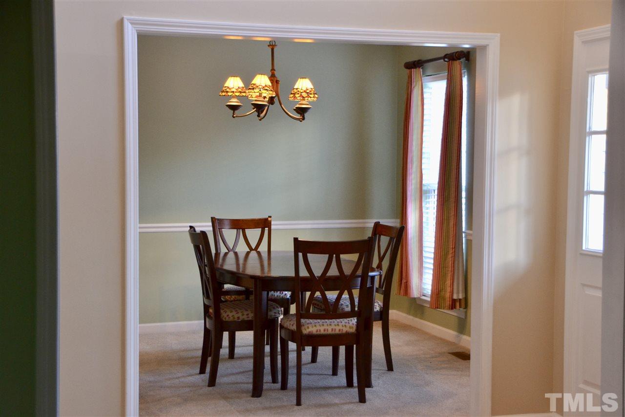8424 Hobhouse Circle Raleigh, NC 27615 - Photo 4 of 25