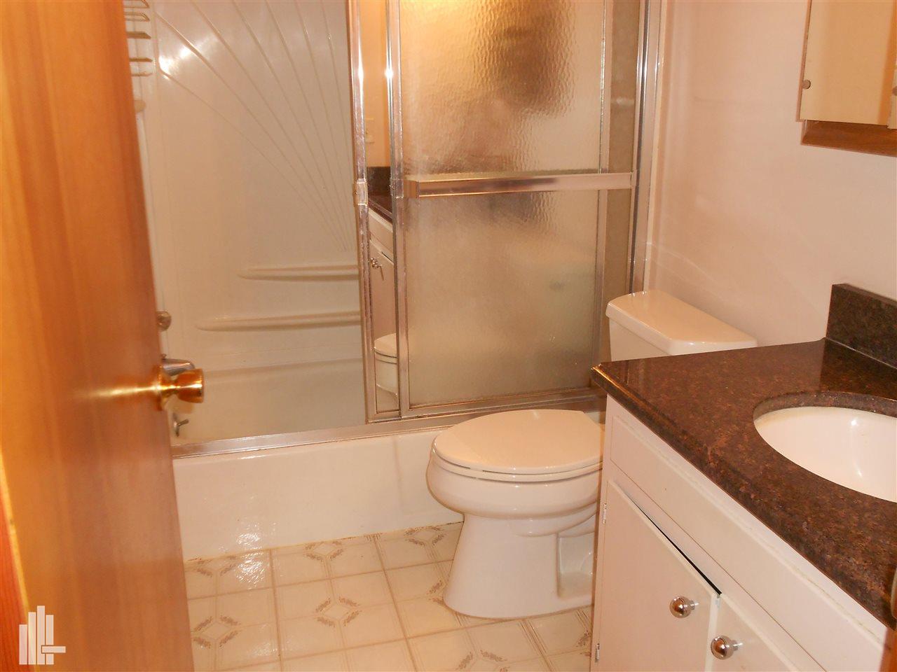 2822 Rhineberry Road Rochester Hills, MI 48309 - Photo 15 of 33 Gallery Image 15