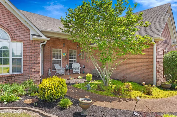 $459,900 | 28 Austin Cove, Jackson, TN 38305