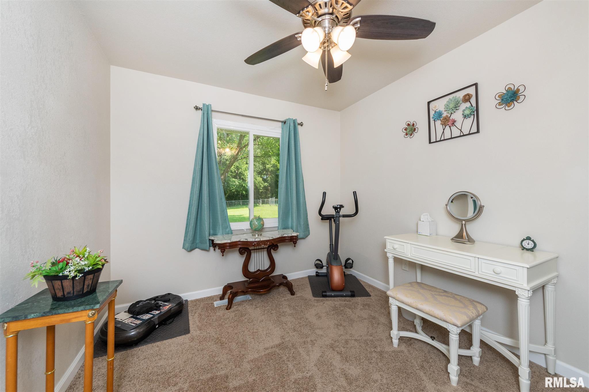 200 Algonquin Road Marquette Heights, IL 61554 - Photo 29 of 40 Gallery Image 29