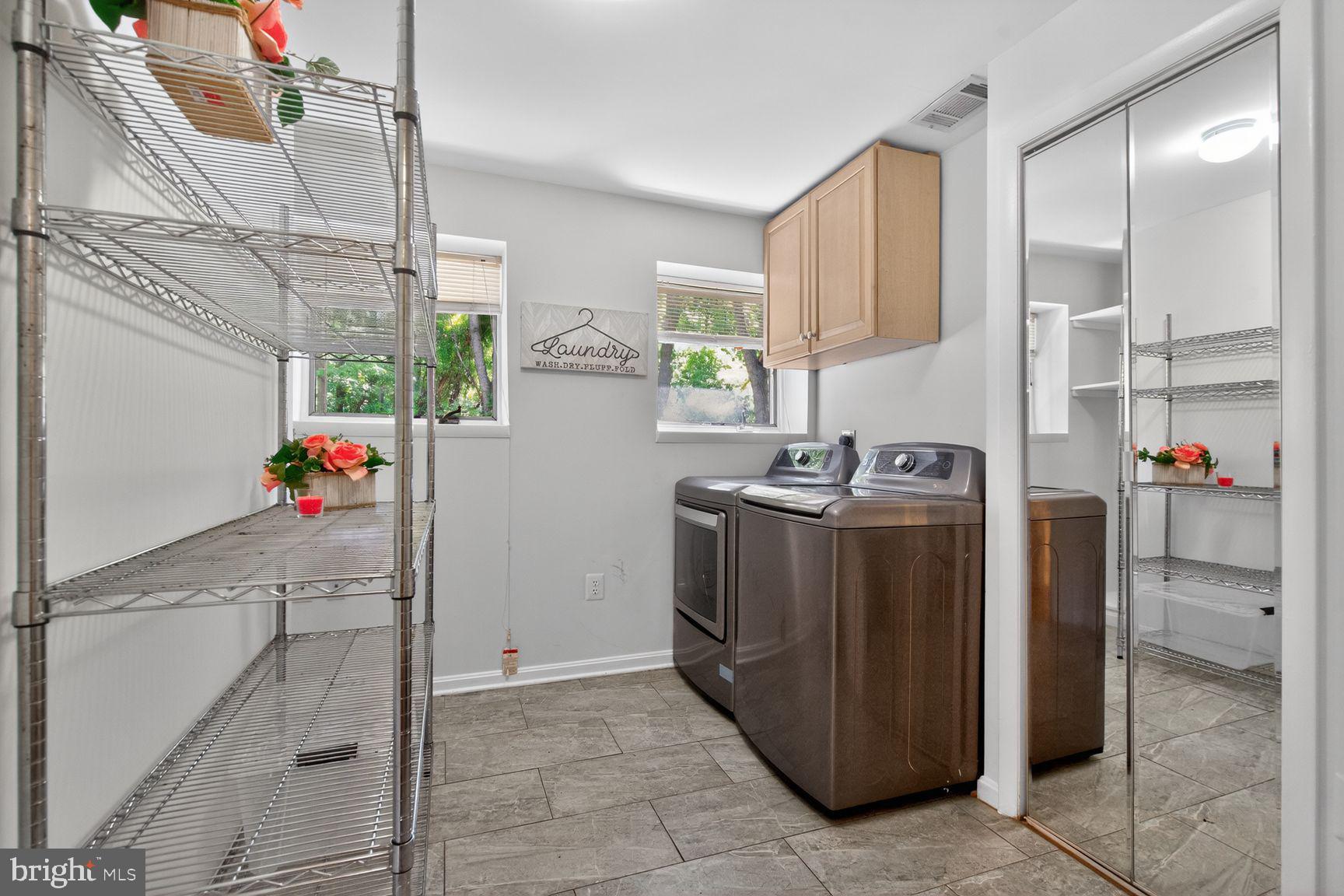 1530 Murphy Lane Silver Spring, MD 20905 - Photo 7 of 75