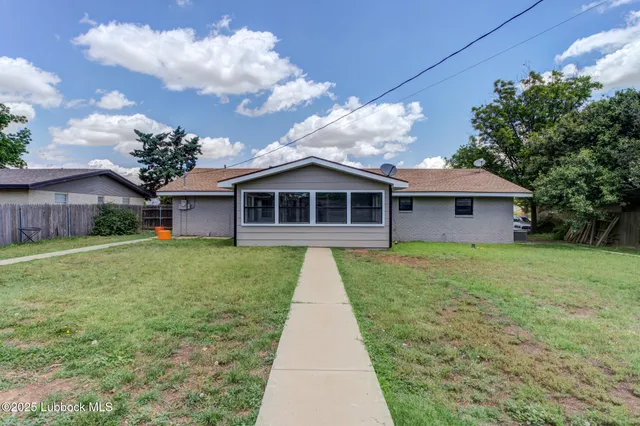 $192,500 | 2803 West 18th, Plainview, TX 79072