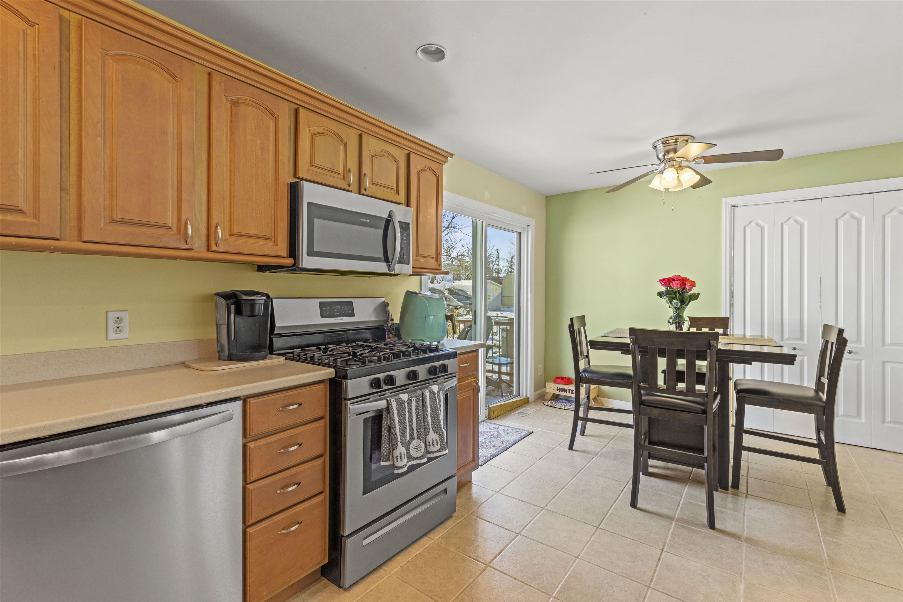 115 Kenvil Road North Cape May, NJ 08204 - Photo 9 of 27