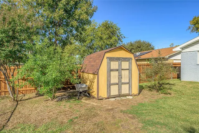 $347,800 | 2038 Rose Hill Road, Carrollton, TX 75007