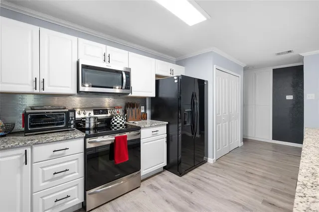 $347,800 | 2038 Rose Hill Road, Carrollton, TX 75007