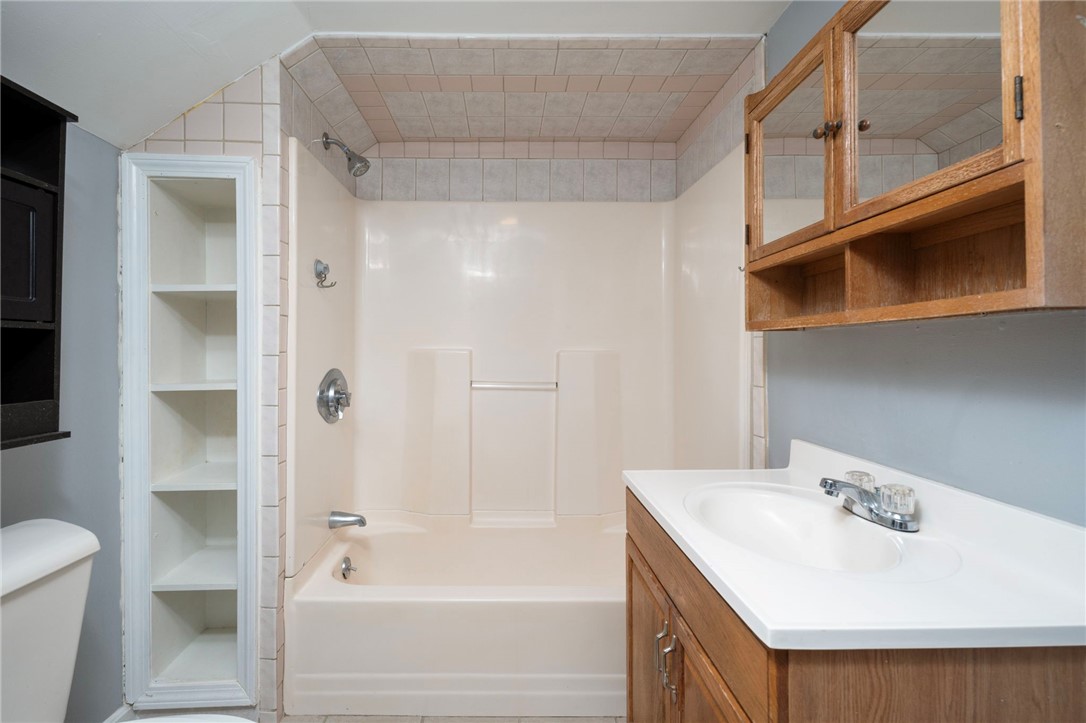 15 Forrest Street Warwick, RI 02889 - Photo 35 of 36 Gallery Image 35