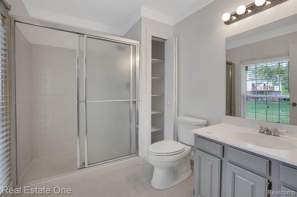 1330 Brook Lane Rochester Hills, MI 48306 - Photo 17 of 21