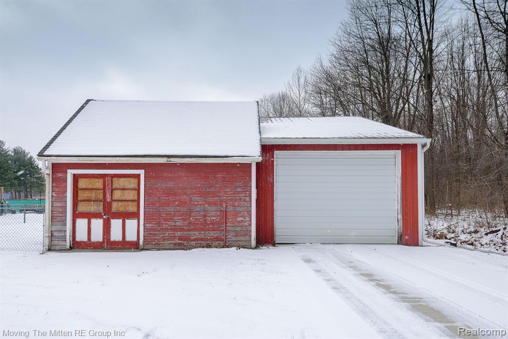 16416 Sumpter Road Belleville, MI 48111 - Photo 38 of 46