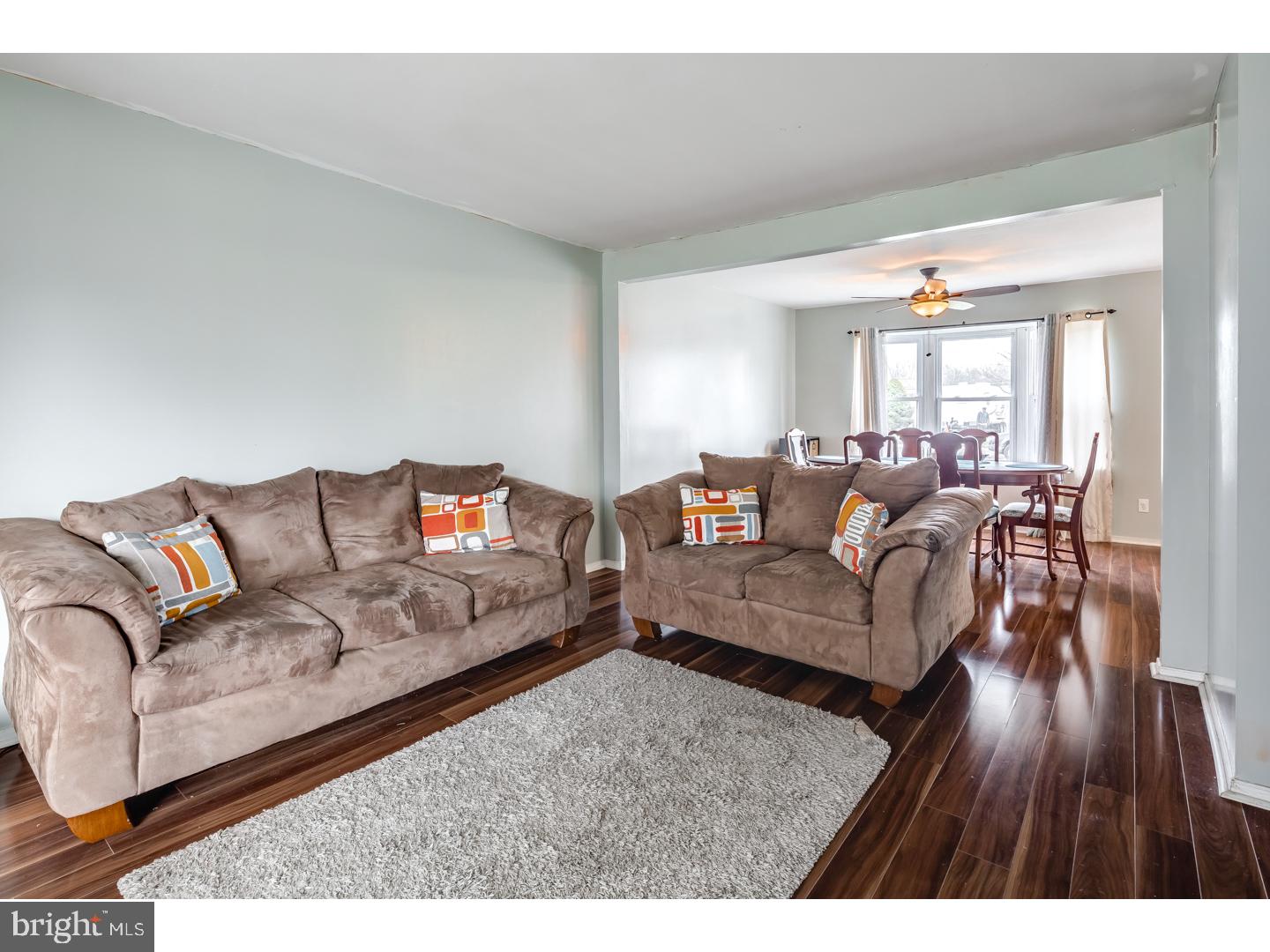 581 Elbridge Road Morrisville, PA 19067 - Photo 15 of 18 Living Room