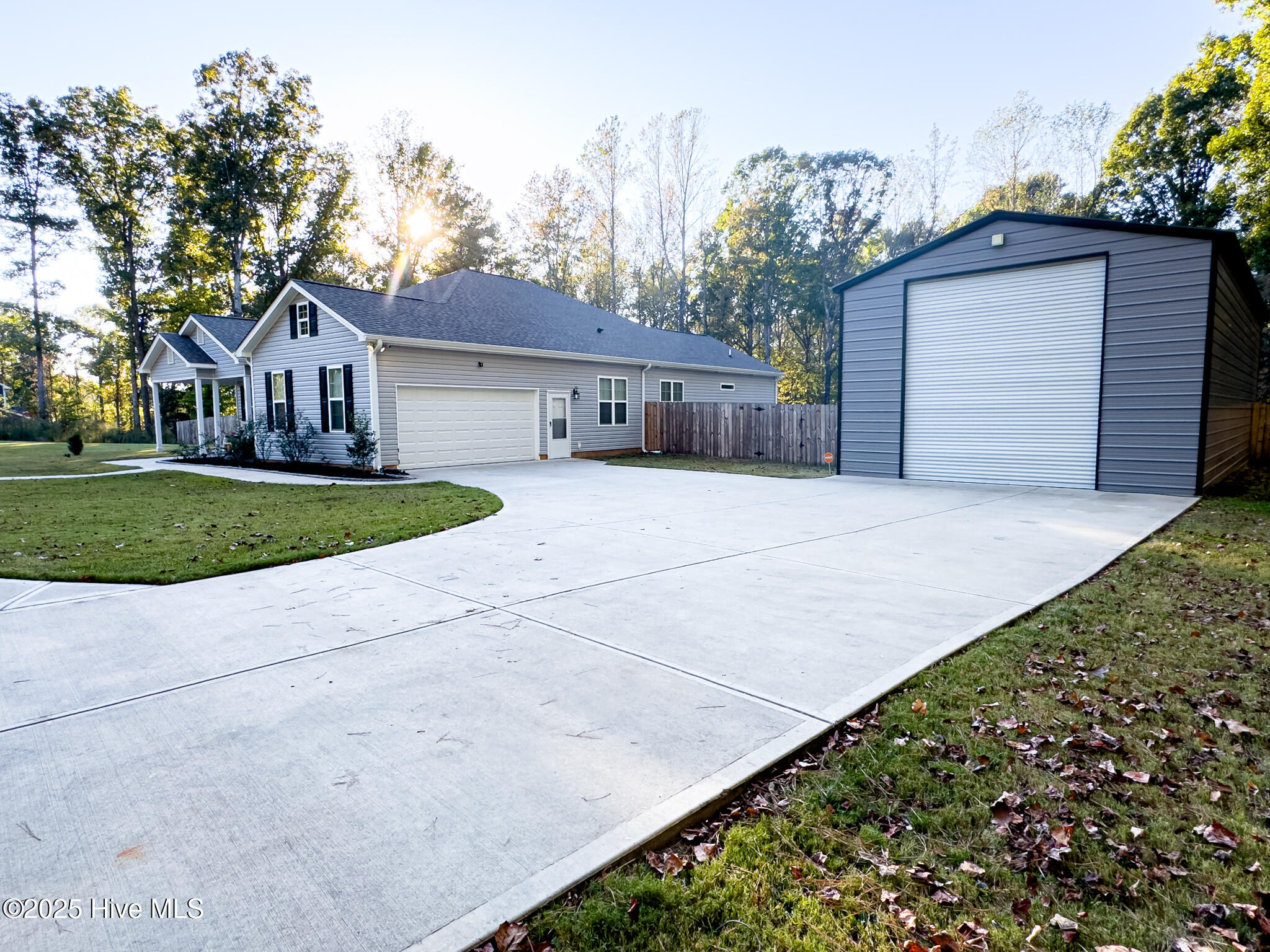 5260 Lemon Springs Road Sanford, NC 27332 - Photo 104 of 124 Garage side view