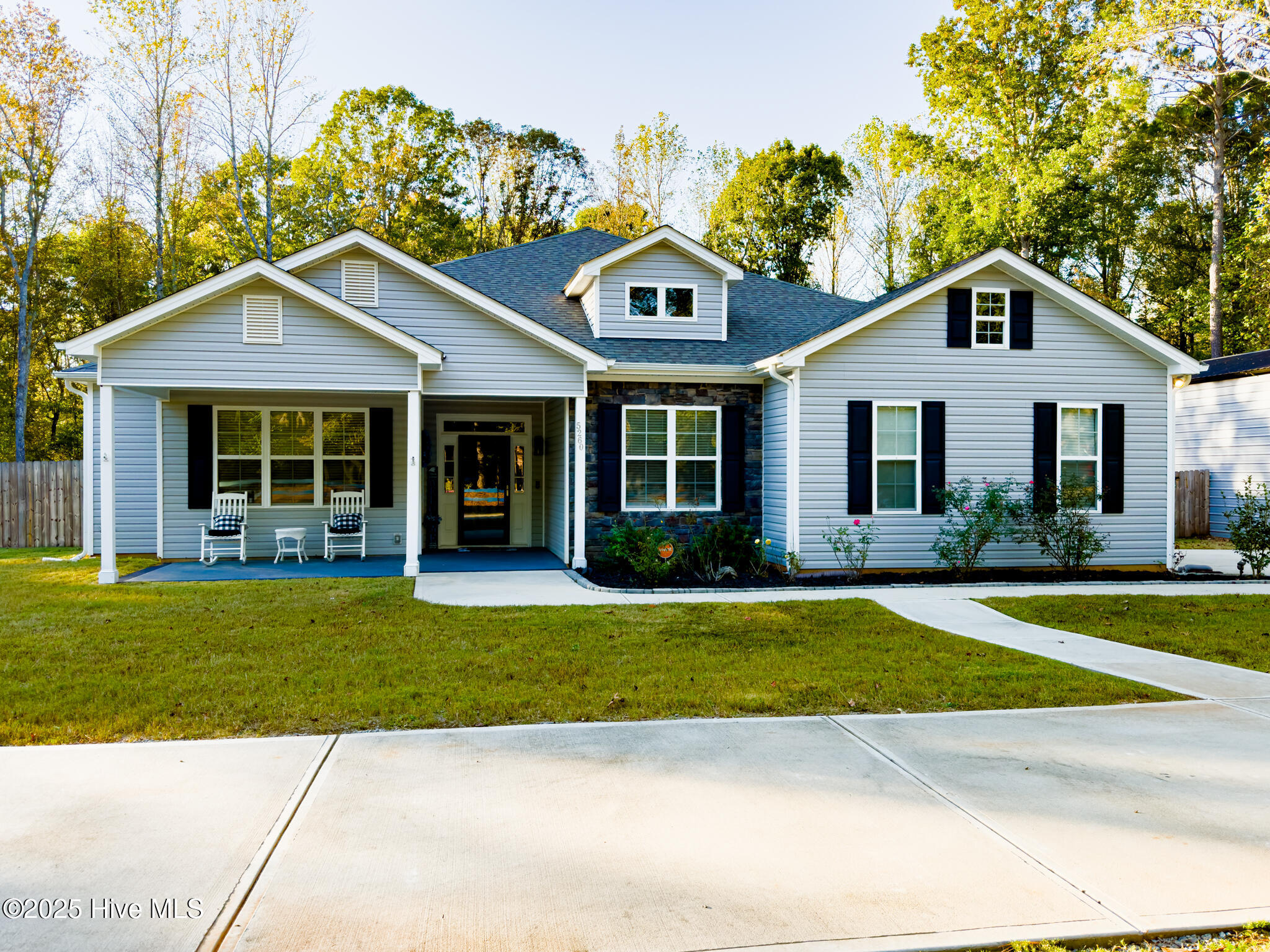 5260 Lemon Springs Road Sanford, NC 27332 - Photo 2 of 124 House front view