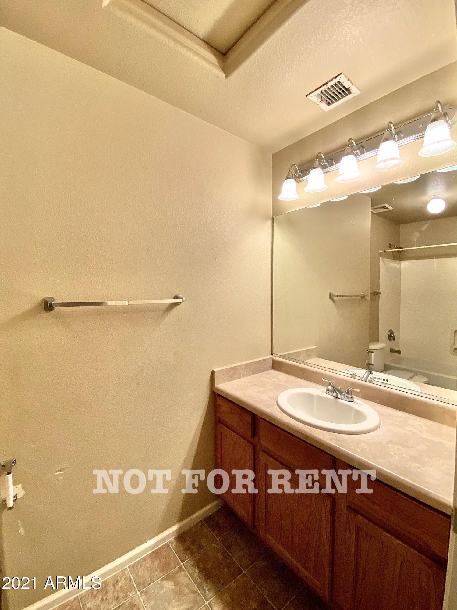 41675 West Warren Lane Maricopa, AZ 85138 - Photo 24 of 50 B719461B-2FC4-40C0-B73C-033FB25DEE97