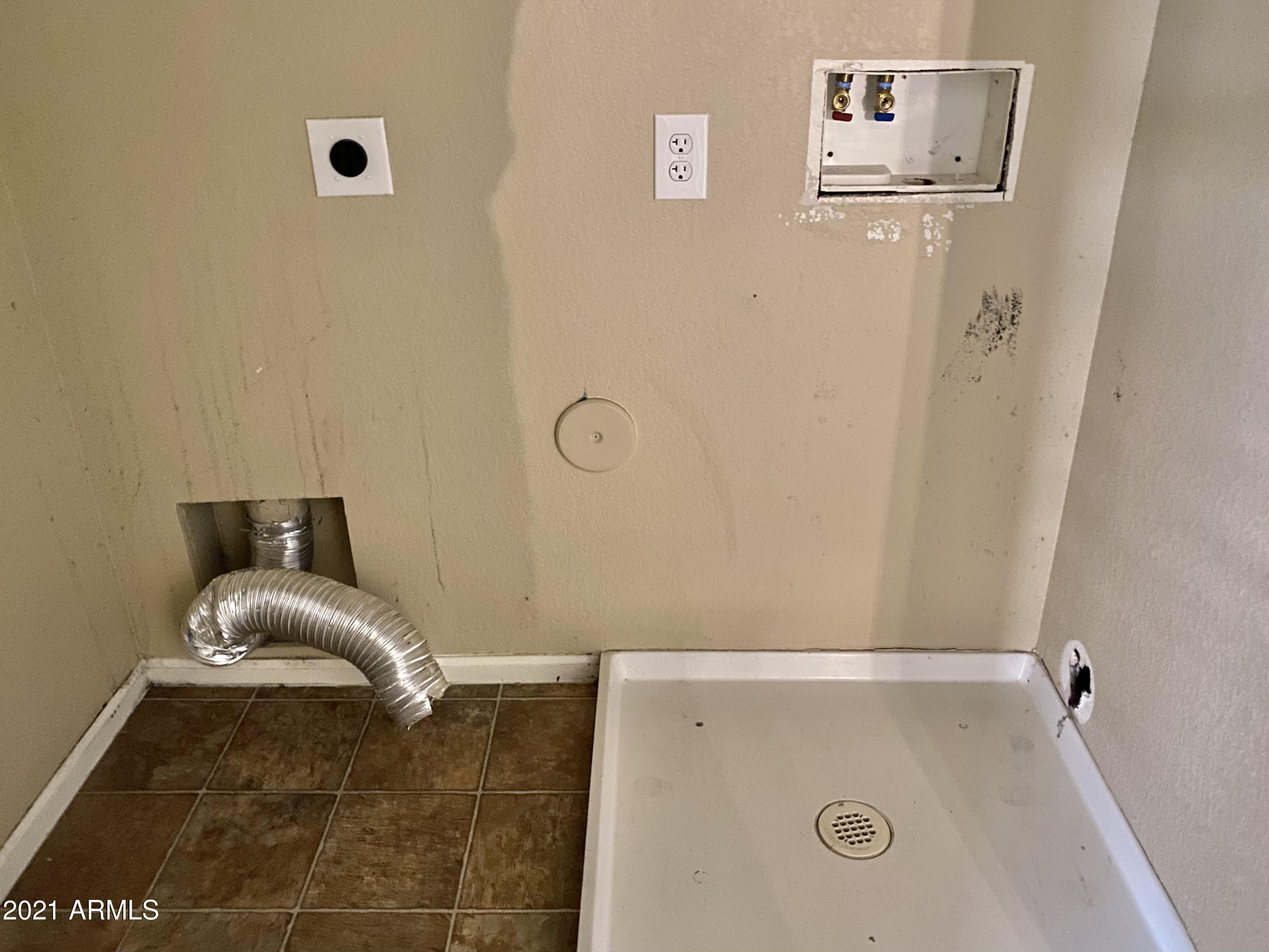 41675 West Warren Lane Maricopa, AZ 85138 - Photo 49 of 50 31878969-A10F-45A1-A3DD-81E240035E3C