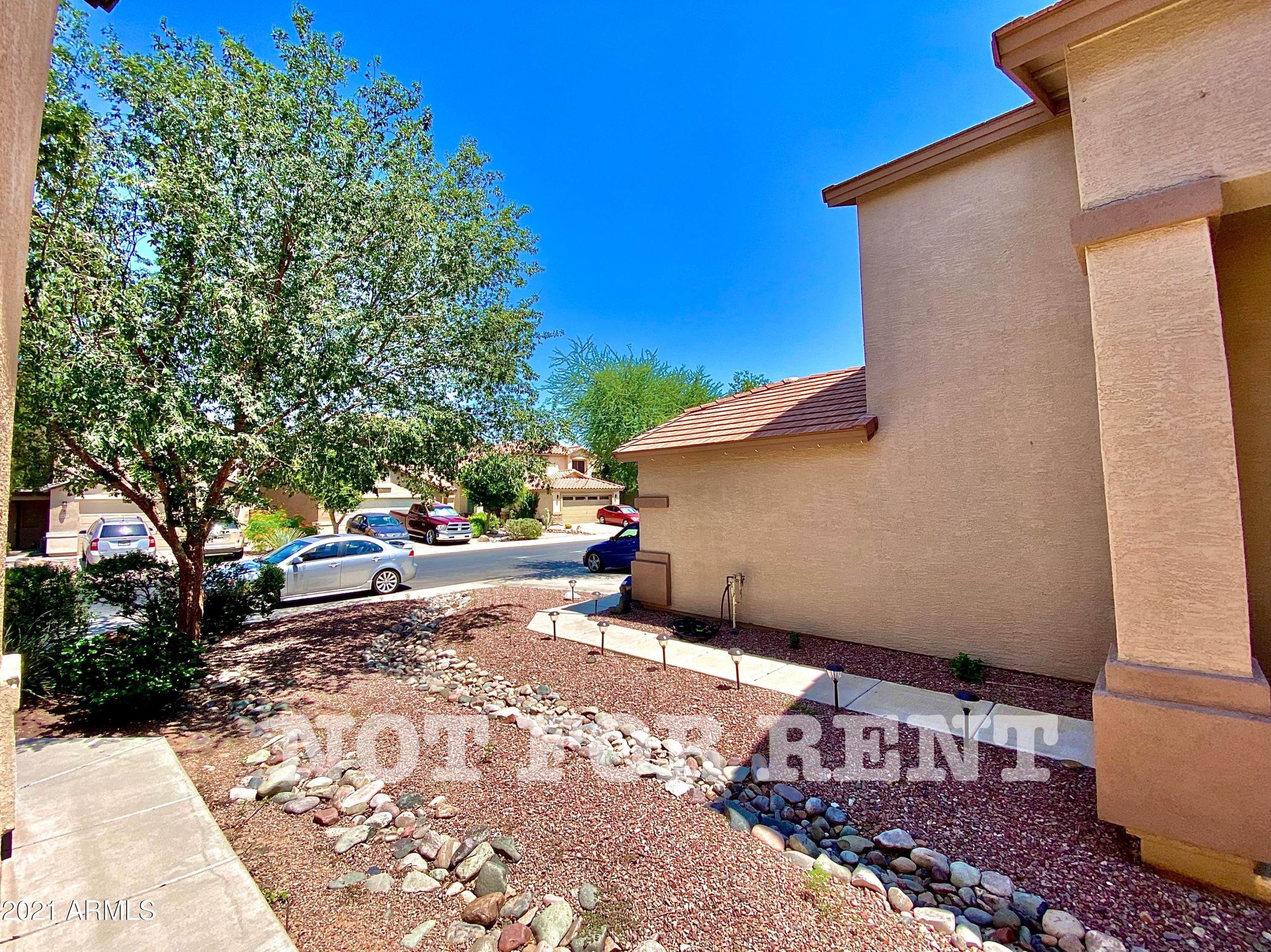 41675 West Warren Lane Maricopa, AZ 85138 - Photo 5 of 50 3C45A7B3-20FF-44DB-B5E9-FAE69E5184B2
