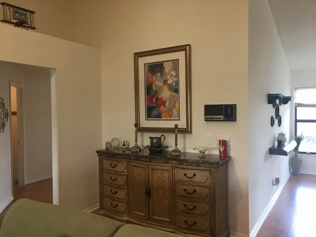 $329,500 | 10910 Lakemore Lane, Unit 201, Boca Raton, FL 33498