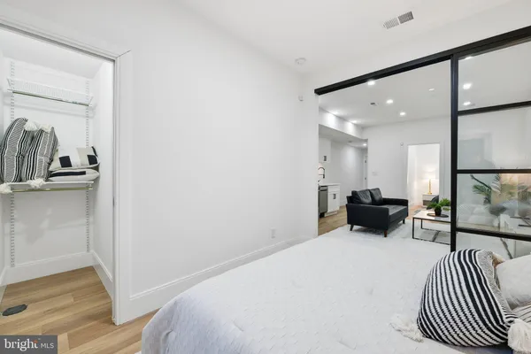 $2,300 | 1714 Euclid Street Northwest, Unit 2, Washington, DC 20009