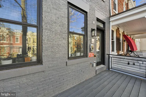 $2,300 | 1714 Euclid Street Northwest, Unit 2, Washington, DC 20009