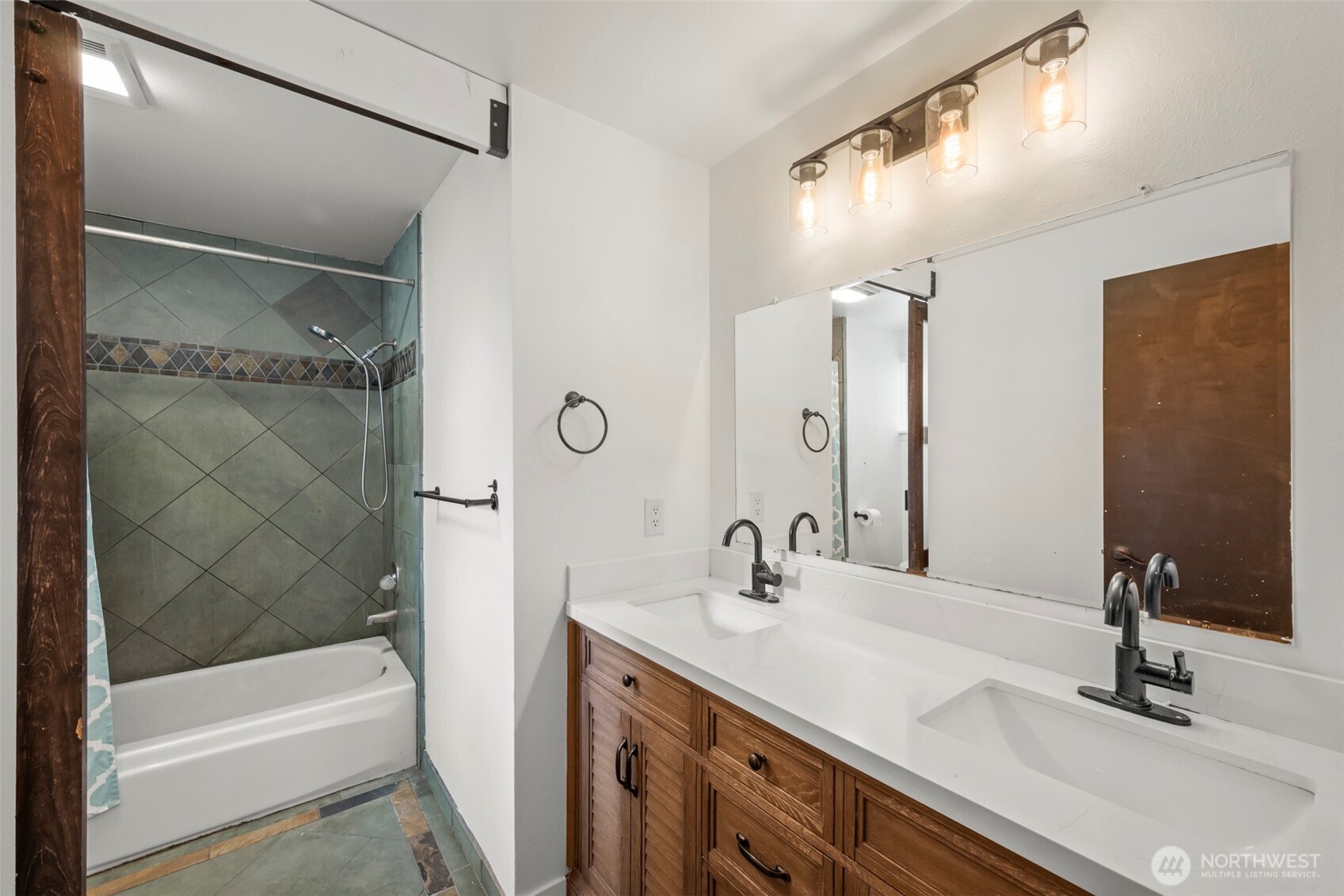 2715 Forest Ridge Drive Southeast Auburn, WA 98002 - Photo 28 of 39