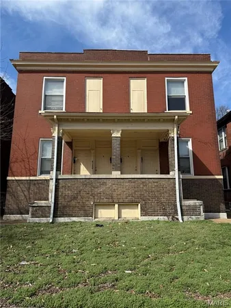 $255,000 | 4127 Virginia Avenue, St. Louis, MO 63118