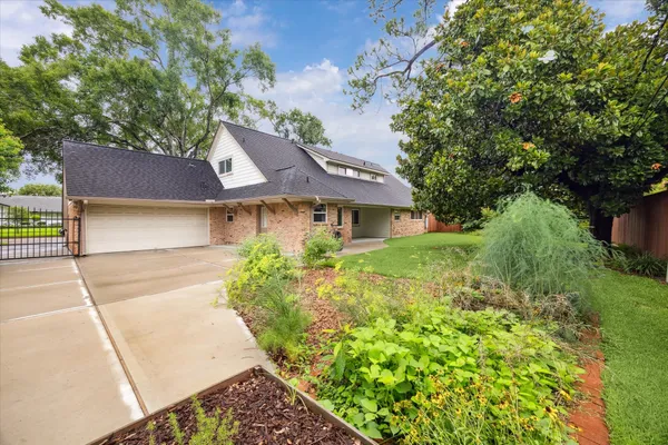$3,495 | 5707 Darnell Street, Houston, TX 77096