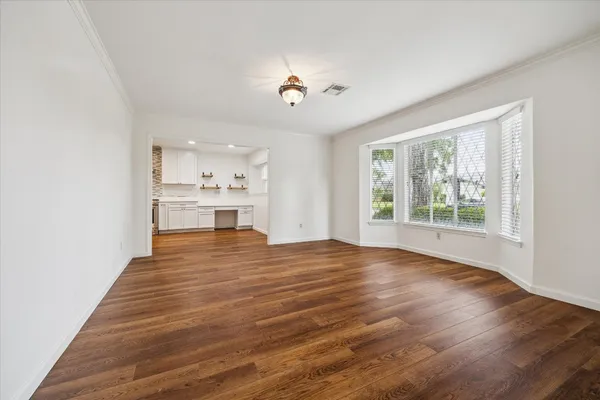 $3,495 | 5707 Darnell Street, Houston, TX 77096