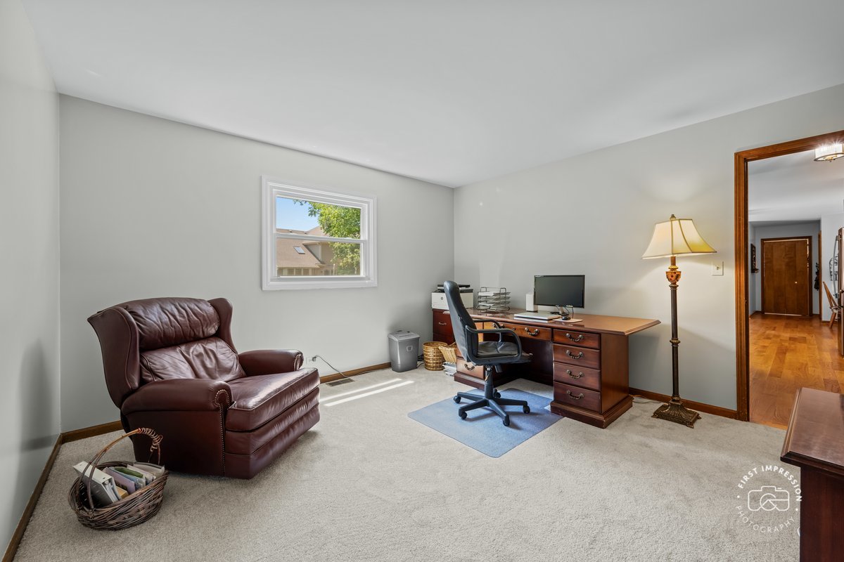 2440 Rio Grande Circle Naperville, IL 60565 - Photo 22 of 47 Gallery Image 22