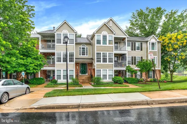 $205,000 | 9101 Lincolnshire Court, Unit E, Parkville, MD 21234