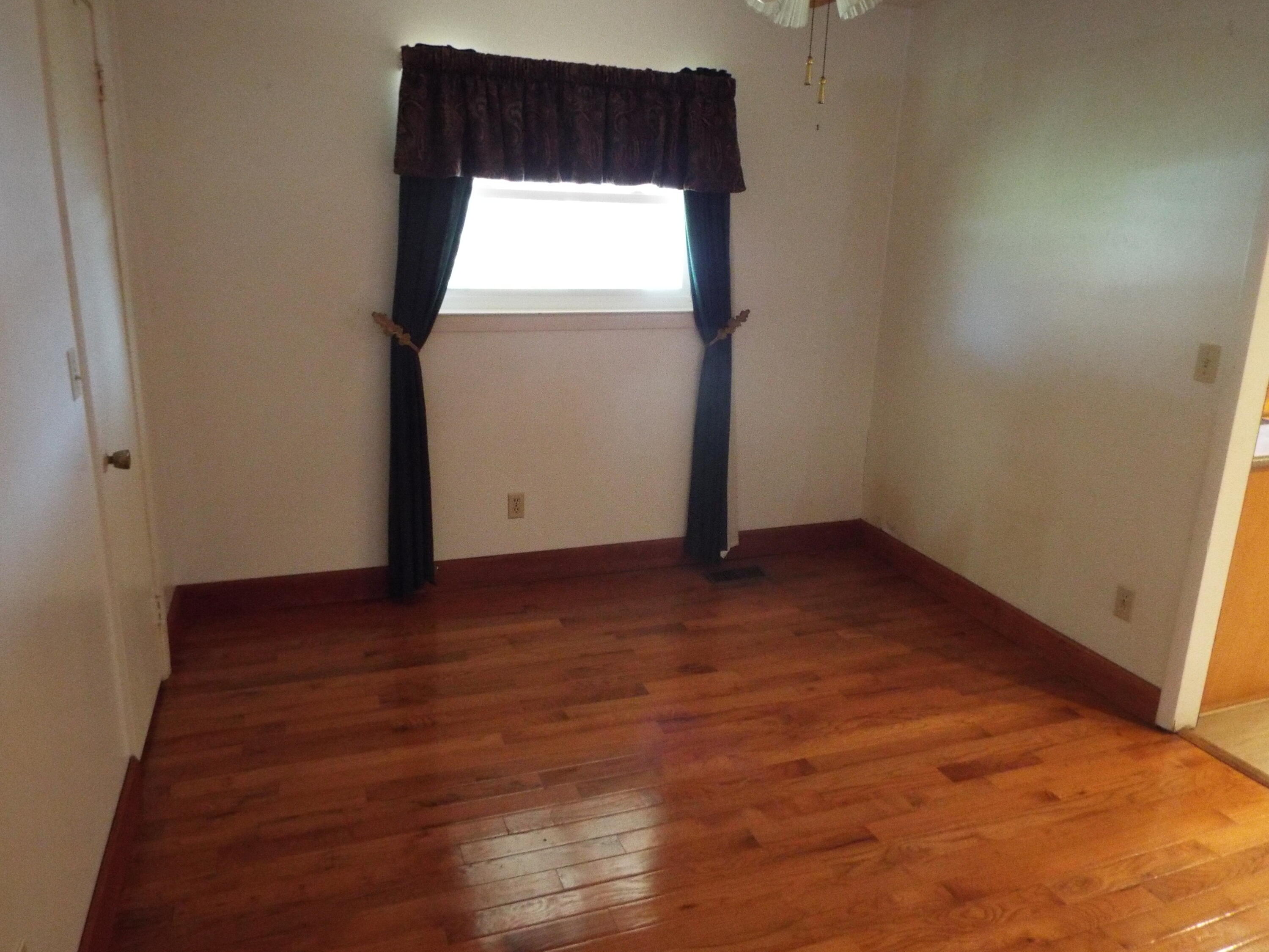 407 Standifer Circle Dunlap, TN 37327 - Photo 9 of 22 DSCF1031
