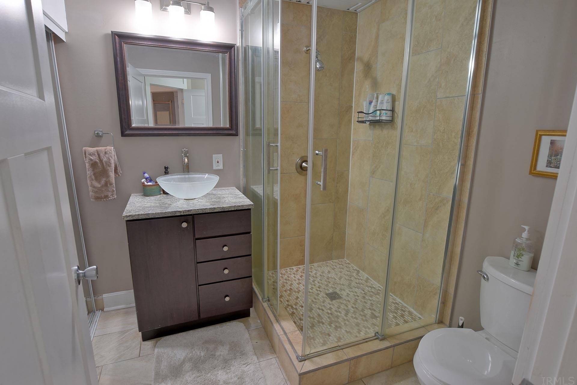 300 Main Street, Unit 1A2 Evansville, IN 47708 - Photo 12 of 22 Gallery Image 12