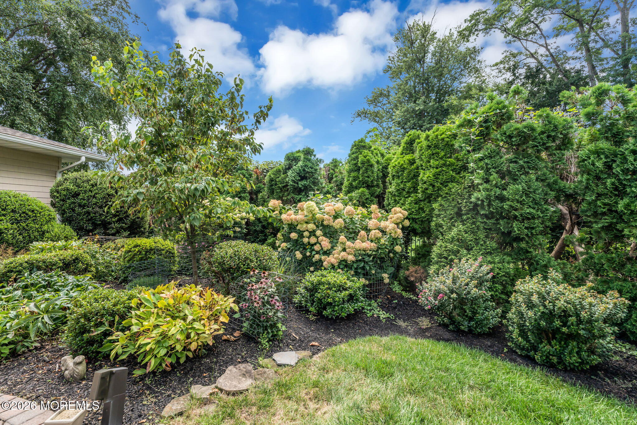 22 Rivers Edge Drive Little Silver, NJ 07739 - Photo 112 of 126 117-web-or-mls-DSC02053