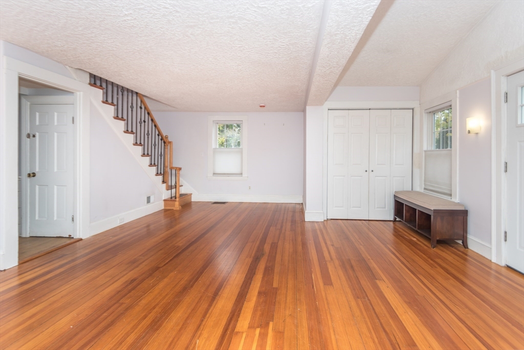 65 Woburn Street Waltham, MA 02452 - Photo 11 of 30