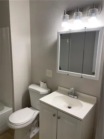 $225,000 | 409 East Burns Street, Gallatin, MO 64640