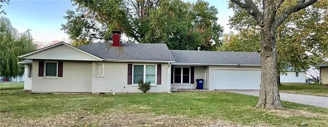 $225,000 | 409 East Burns Street, Gallatin, MO 64640