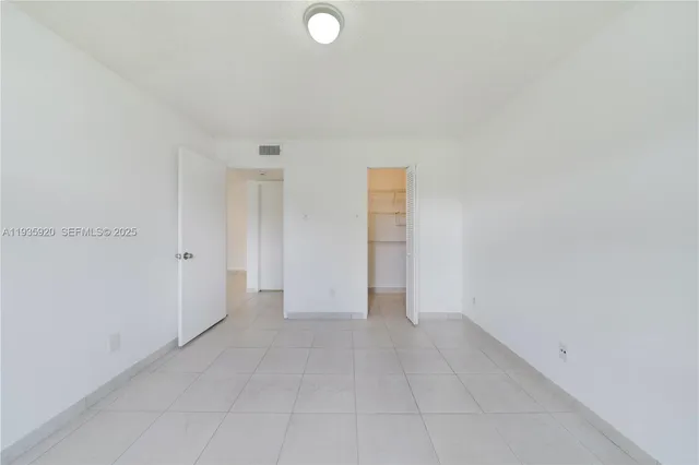 $2,000 | 10361 Southwest 150th Court, Unit 13207, Miami, FL 33196