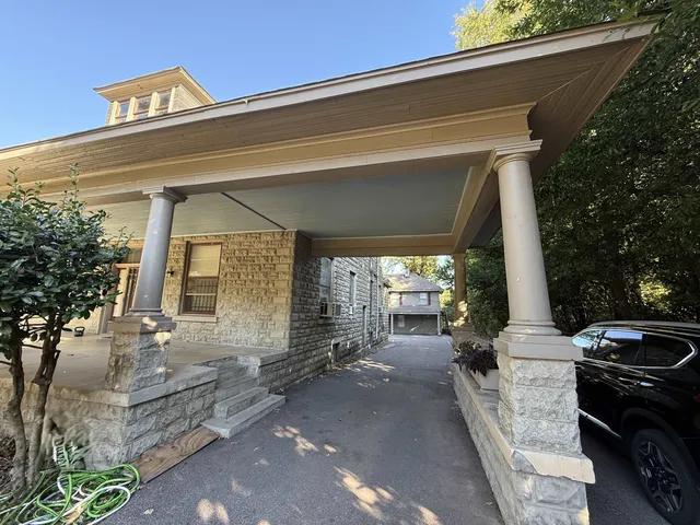 $450,000 | 3160 Spottswood Avenue, Memphis, TN 38111