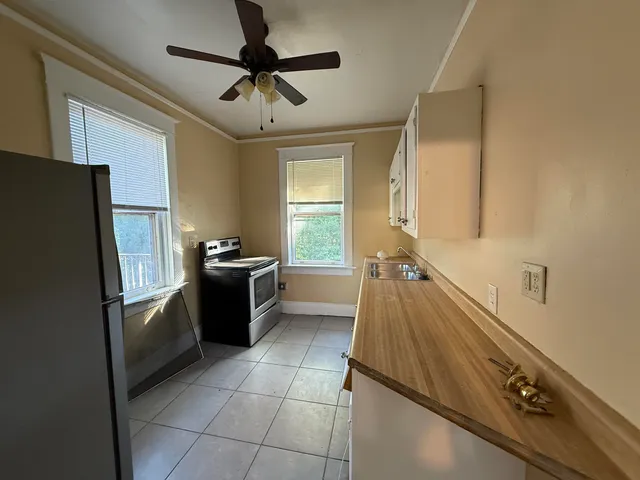 $450,000 | 3160 Spottswood Avenue, Memphis, TN 38111