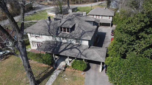 $500,000 | 3160 Spottswood Avenue, Memphis, TN 38111