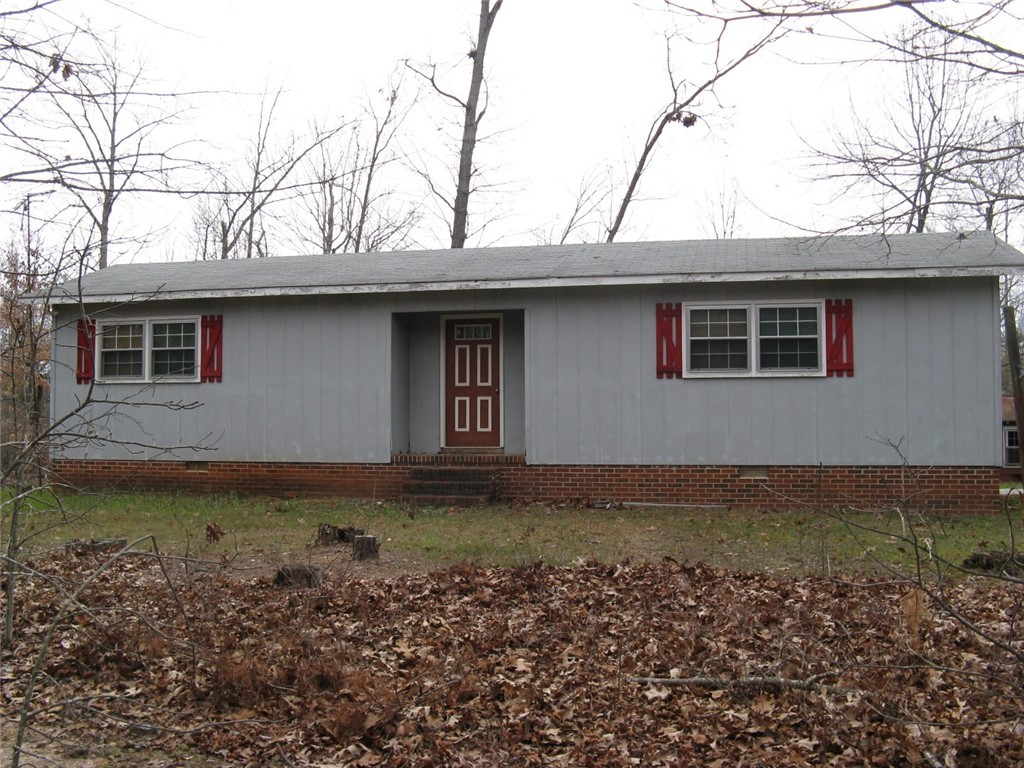 204 West W Burton Road Iva, SC 29655 - Photo 1 of 6
