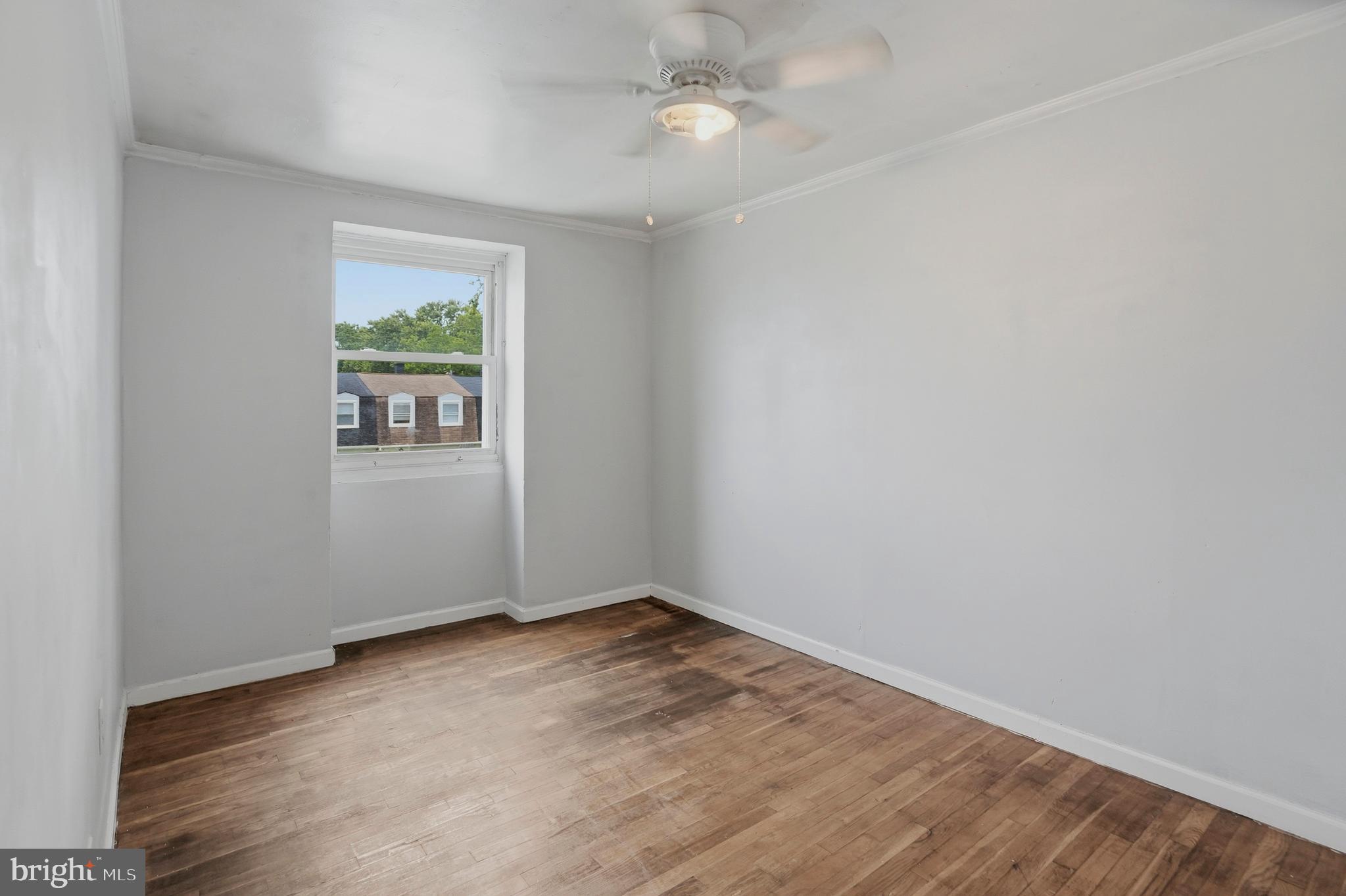 33 Bladen Road Baltimore, MD 21221 - Photo 19 of 29 Light and Airy Bedroom