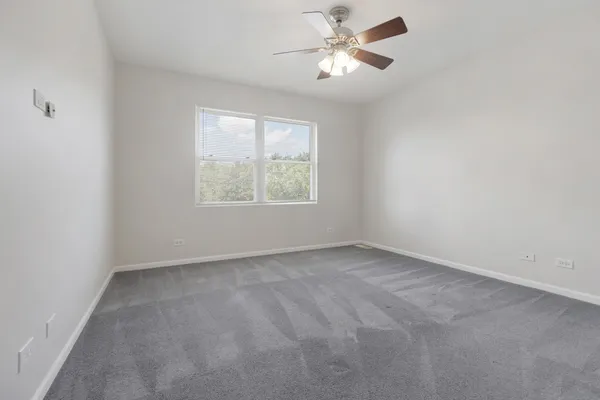 $3,250 | 399 Fulton Street, South Elgin, IL 60177