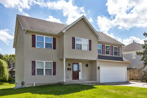 $3,250 | 399 Fulton Street, South Elgin, IL 60177