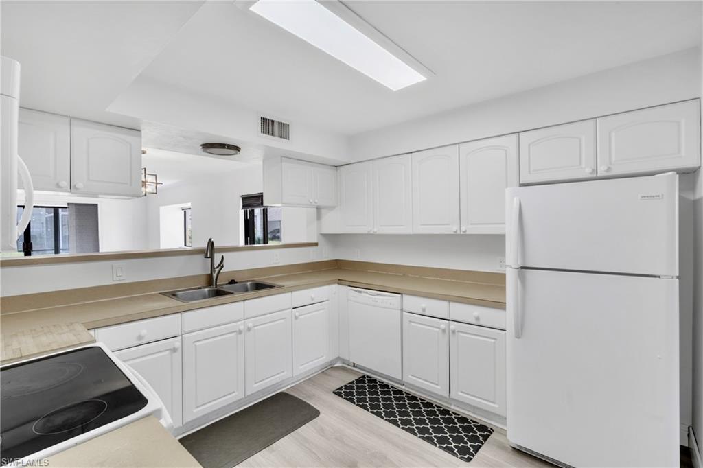 910 Vanderbilt Beach Road, Unit 315 Naples, FL 34108 - Photo 11 of 39