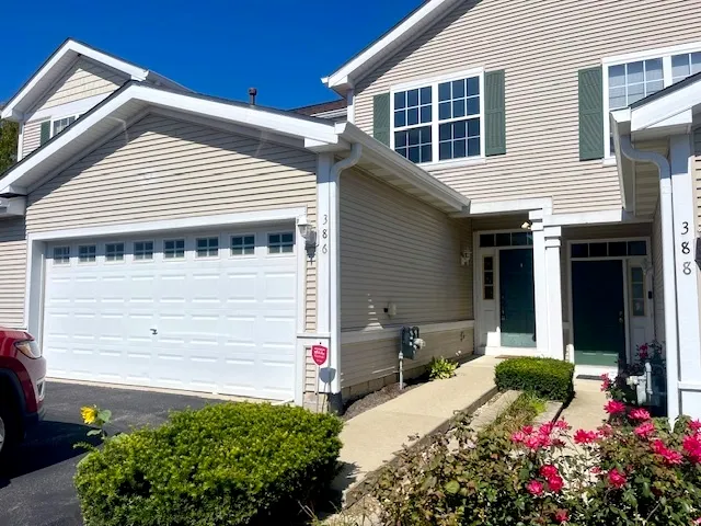 $2,200 | 386 Keswick Circle, Round Lake, IL 60073
