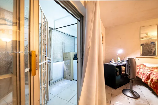 $65,000 | 15610 Northeast 6th Avenue, Unit 10B, Miami, FL 33162